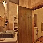 El Nazar And Cave Hotel 2*