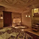 Otel El Nazar And Cave 2*