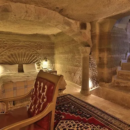 El Nazar And Cave Szálloda 2*