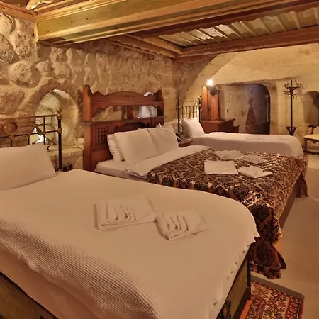 El Nazar And Cave Göreme