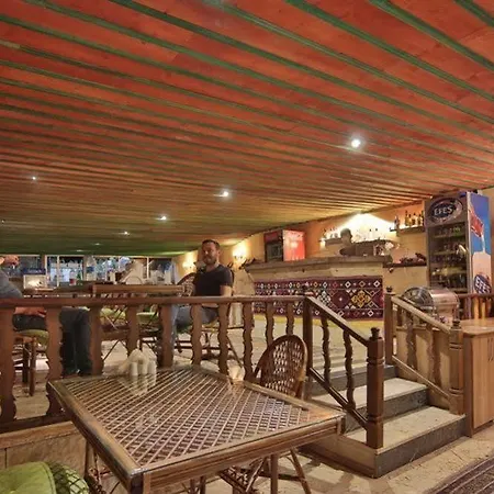 Szálloda El Nazar And Cave