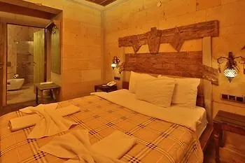 Otel El Nazar And Cave