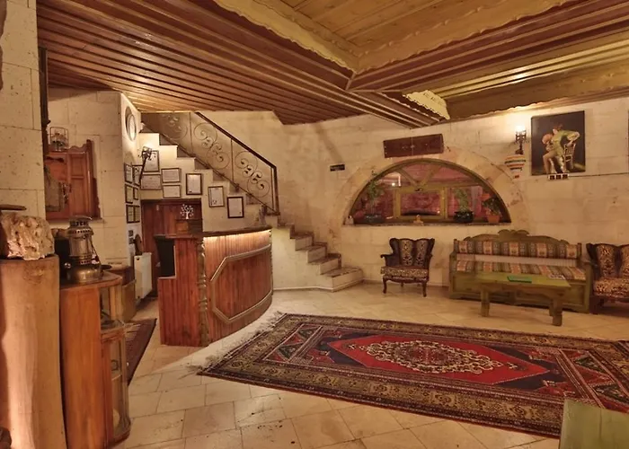 Otel El Nazar And Cave 2*