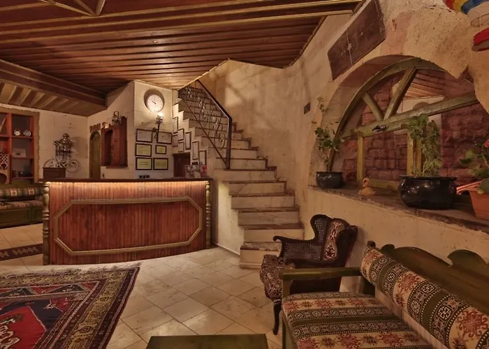 Otel El Nazar And Cave