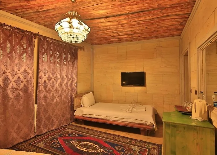 El Nazar And Cave 2*