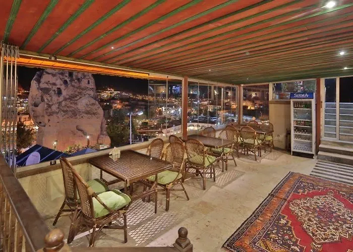 El Nazar And Cave Otel