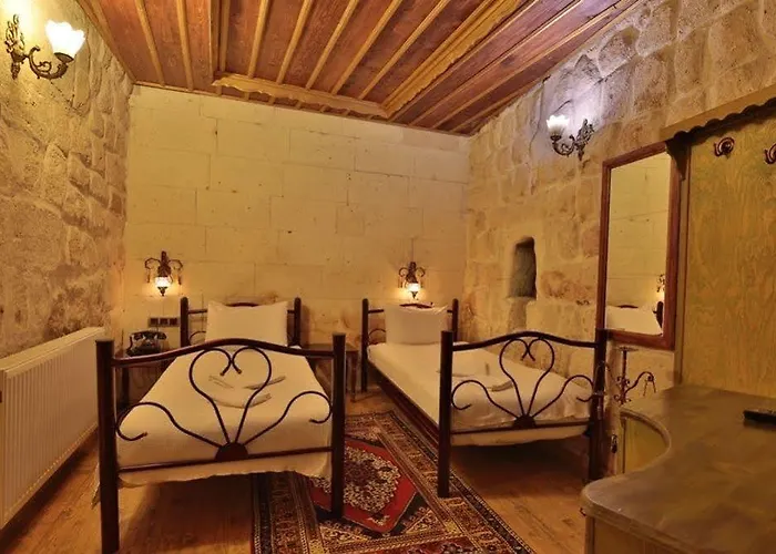 El Nazar And Cave Otel